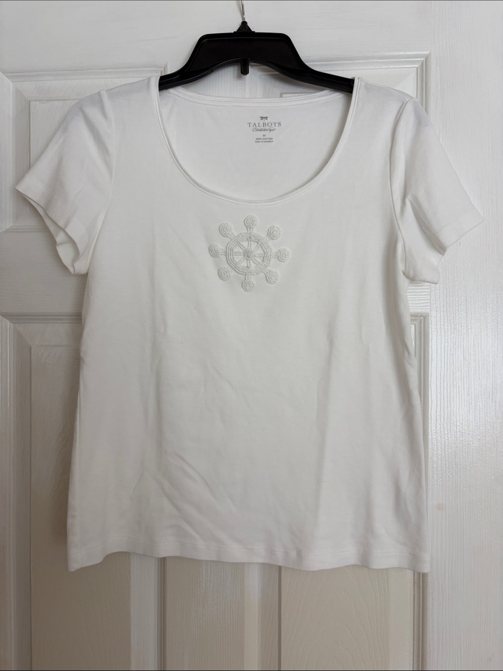Talbots White Scoop Neck beaded nautical Short Sleeve Tee size medium